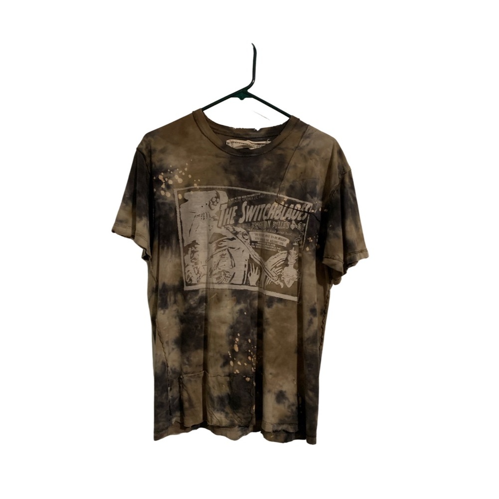 Salvage Distressed The Switchblades Tee Size Medium